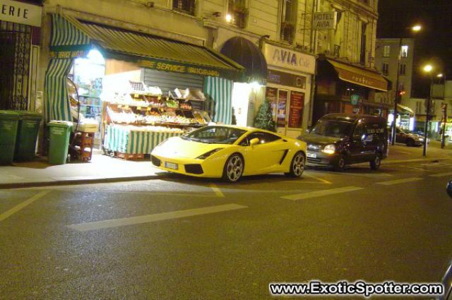 Lamborghini Gallardo spotted in Paris, France