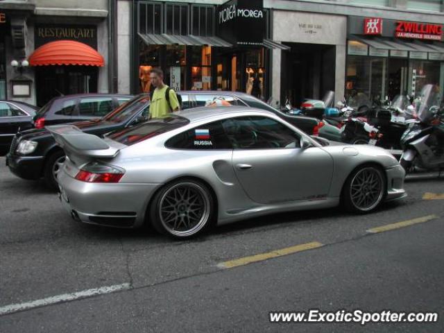 Porsche 911 Turbo spotted in Geneva, Switzerland