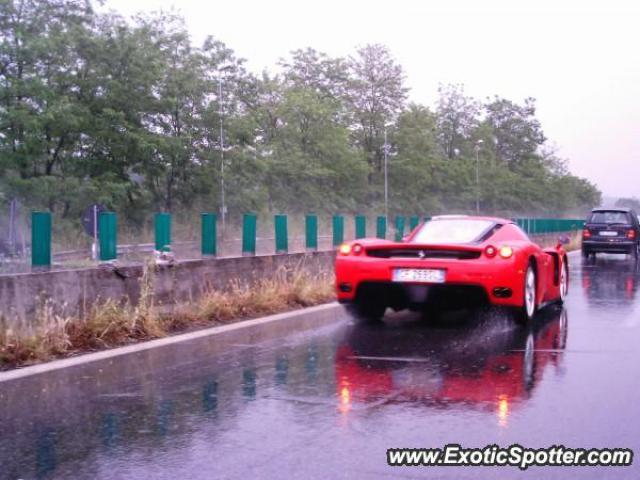 Ferrari Enzo spotted in Rome, Italy