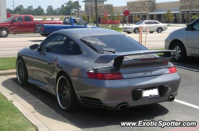 Porsche 911 GT2 spotted in Houston, Texas