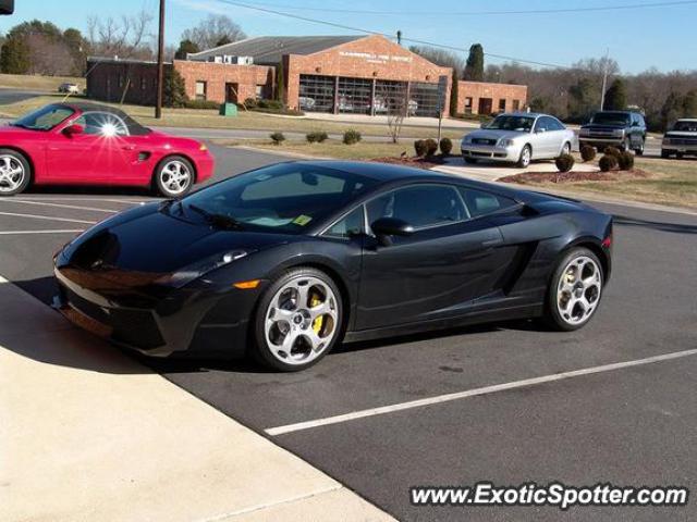 Lamborghini Gallardo spotted in Nogales Sonora, Mexico