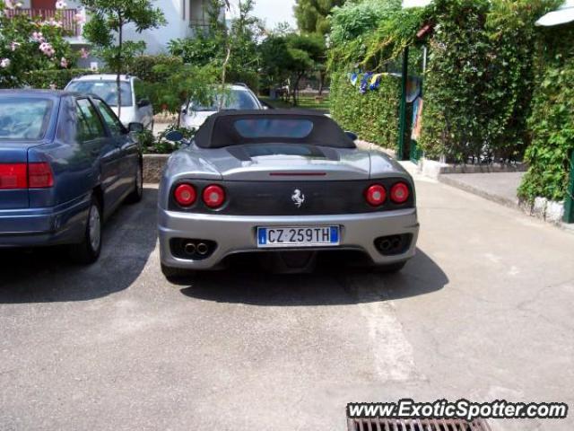 Ferrari 360 Modena spotted in Scalea, Italy