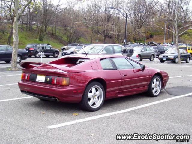 Lotus Esprit spotted in Somewhere in CT, Connecticut