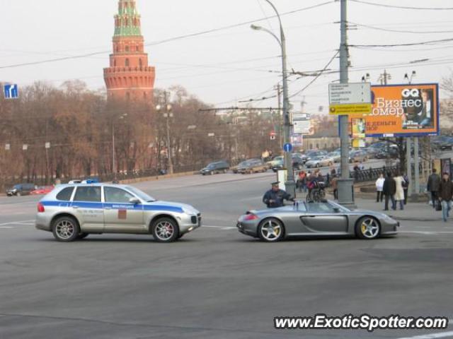 Porsche Carrera GT spotted in Moscow, Russia