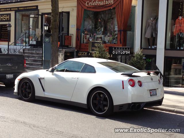 Nissan GT-R spotted in Toronto, Canada