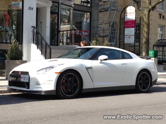 Nissan GT-R spotted in Toronto, Canada