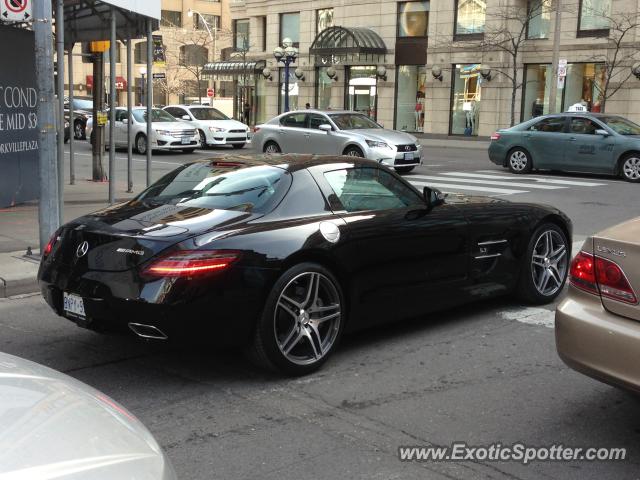 Mercedes SLS AMG spotted in Toronto, Canada