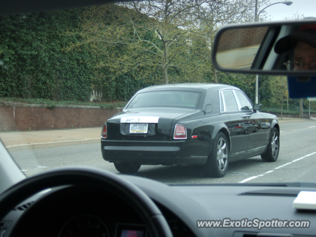 Rolls Royce Phantom spotted in Philidelphia, Pennsylvania