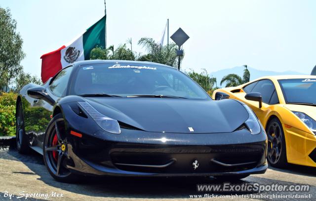 Ferrari 458 Italia spotted in México City, Mexico