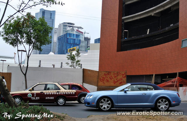 Bentley Continental spotted in Mexico City, Mexico