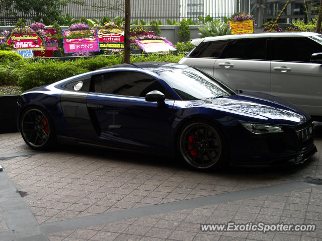 Audi R8 spotted in Jakarta, Indonesia