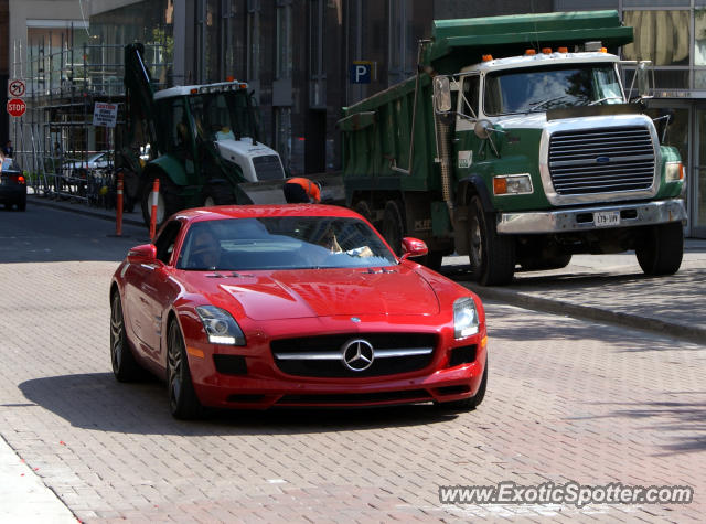 Mercedes SLS AMG spotted in Toronto, Canada