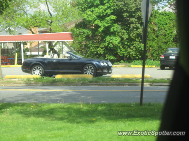 Bentley Continental spotted in Staten Island, New York