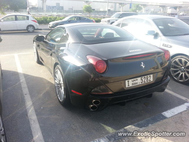 Ferrari California spotted in Dubai, United Arab Emirates