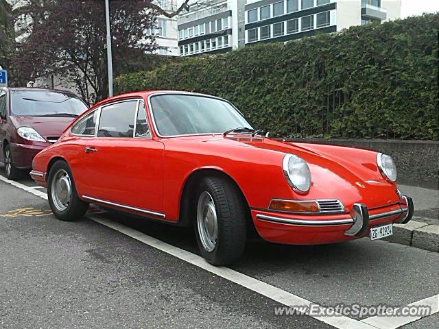 Porsche 911 spotted in Zurich, Switzerland