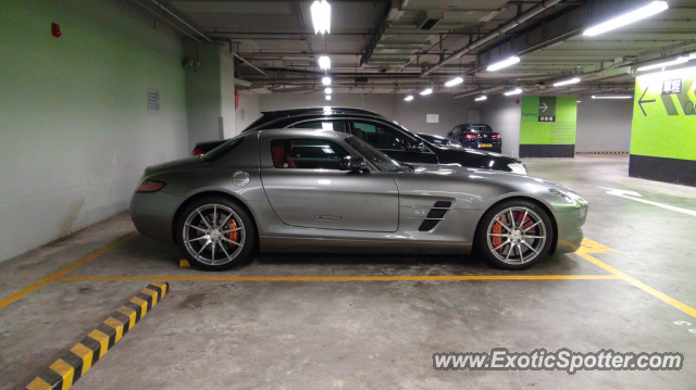 Mercedes SLS AMG spotted in Hong Kong, China