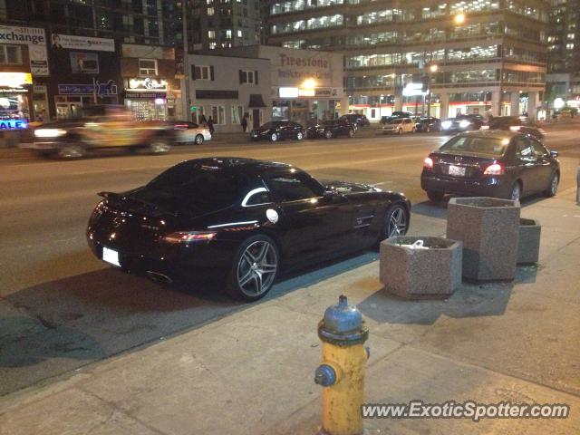 Mercedes SLS AMG spotted in Toronto, Canada