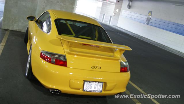 Porsche 911 GT3 spotted in Toronto, Canada