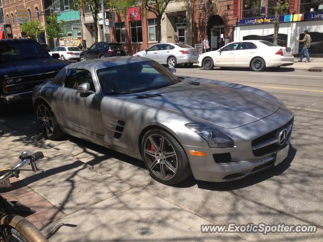 Mercedes SLS AMG spotted in Toronto, Canada