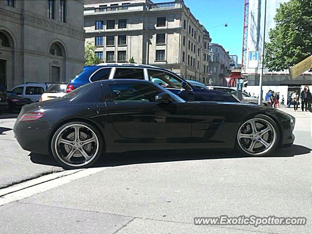 Mercedes SLS AMG spotted in Zurich, Switzerland