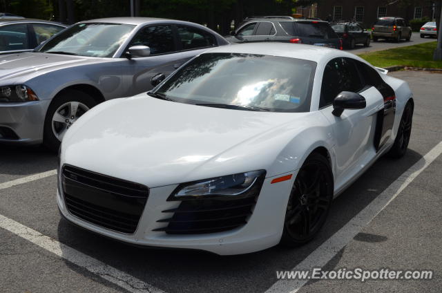 Audi R8 spotted in Saratoga, New York