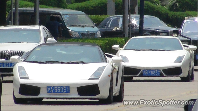 Lamborghini Gallardo spotted in Shanghai, China