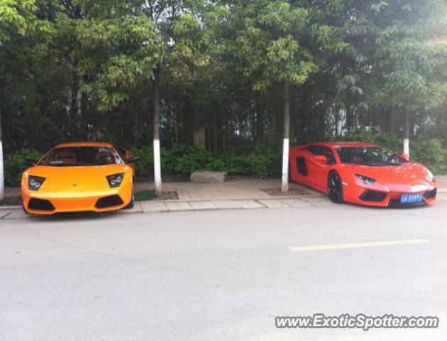 Lamborghini Aventador spotted in Yuxi,Kumming, China