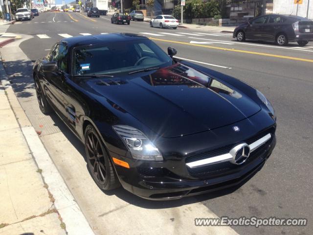 Mercedes SLS AMG spotted in Los Angeles, California