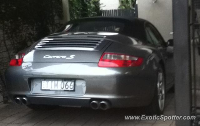 Porsche 911 spotted in Sydney, Australia