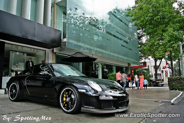 Porsche 911 GT3 spotted in Mexico City, Mexico