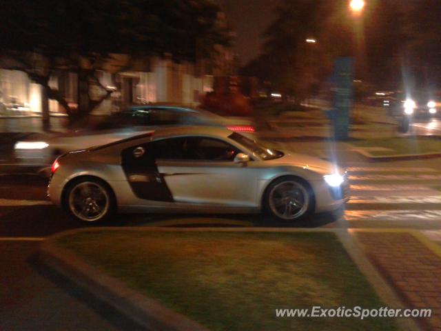 Audi R8 spotted in Lima, Peru