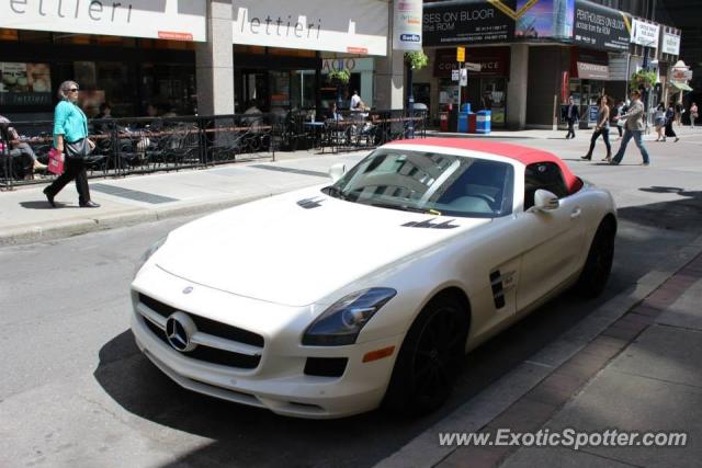 Mercedes SLS AMG spotted in Toronto, Canada