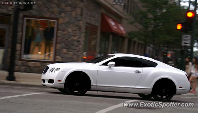 Bentley Continental spotted in Chicago, Illinois