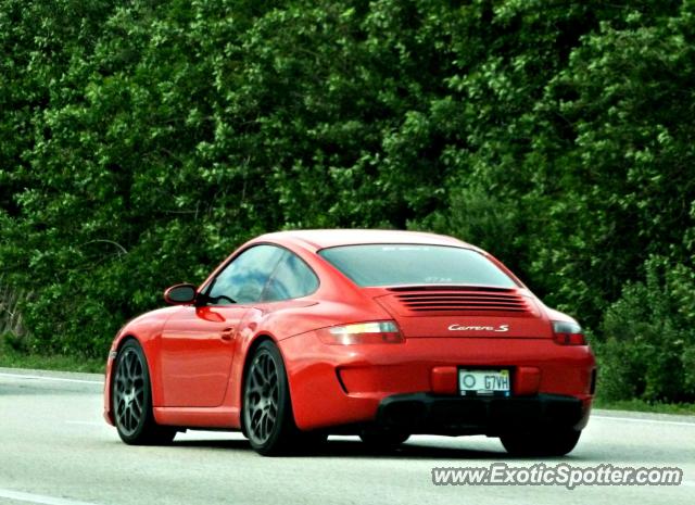 Porsche 911 spotted in Orlando, Iowa