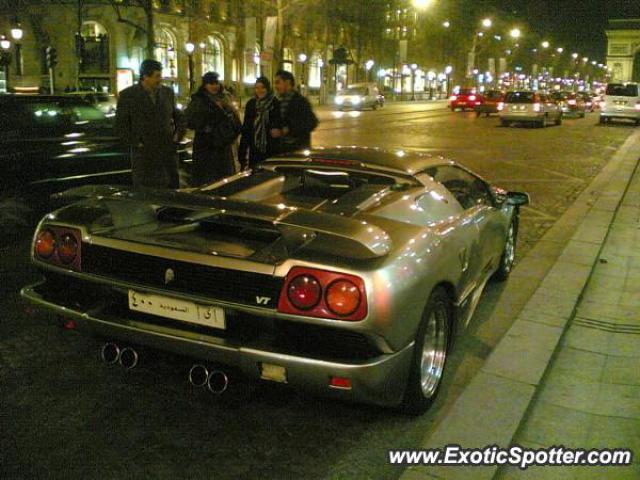 Lamborghini Diablo spotted in Paris, France