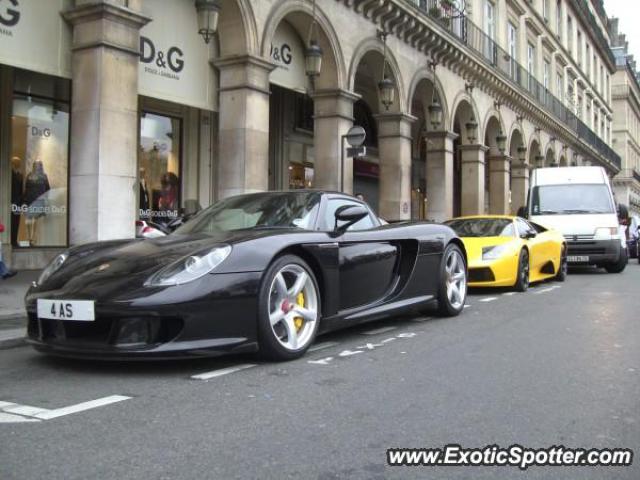 Porsche Carrera GT spotted in Paris, France