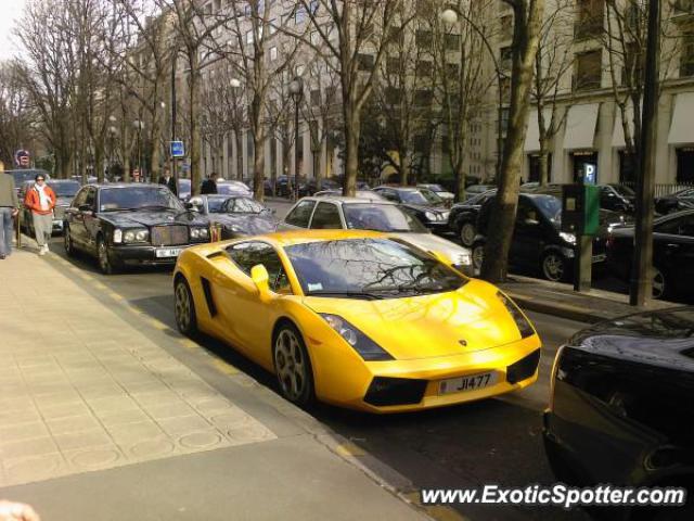 Lamborghini Gallardo spotted in Paris, France