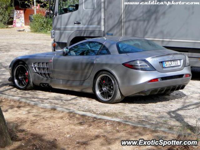 Mercedes SLR spotted in Barçelona, Spain