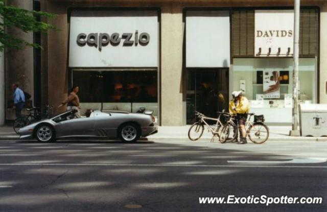 Lamborghini Diablo spotted in Toronto, Canada