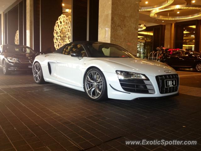 Audi R8 spotted in Melbourne, Australia