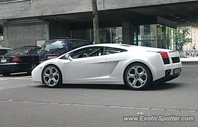 Lamborghini Gallardo spotted in Bern, Switzerland