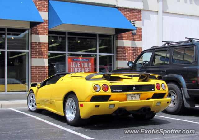 Lamborghini Diablo spotted in Columbus, Ohio