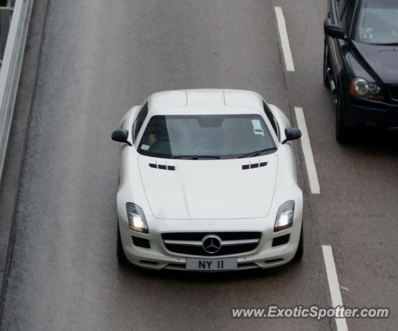 Mercedes SLS AMG spotted in Hong Kong, China