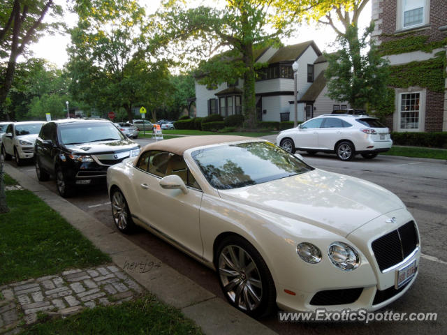 Bentley Continental spotted in Lake Forest, Illinois