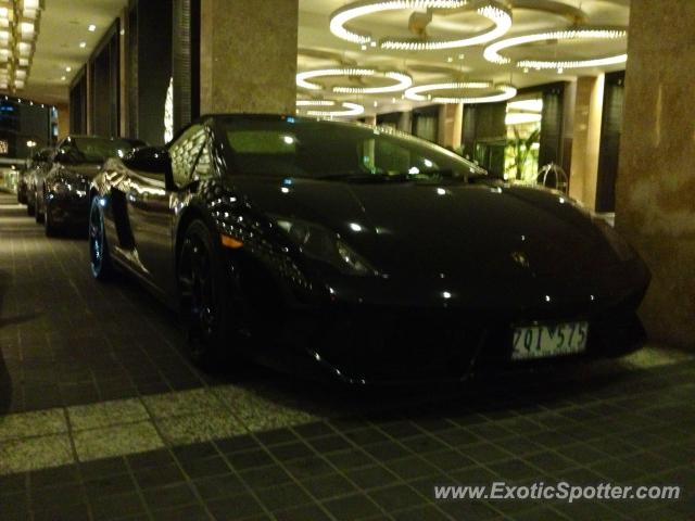 Lamborghini Gallardo spotted in Melbourne, Australia