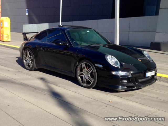 Porsche 911 spotted in Melbourne, Australia