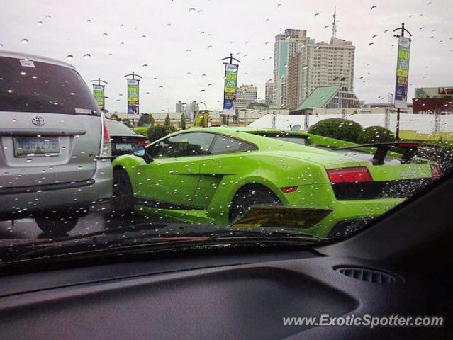 Lamborghini Gallardo spotted in Ortigas, Philippines