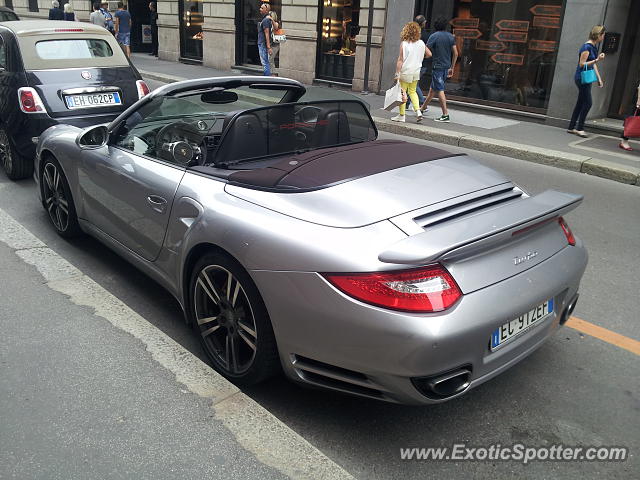 Porsche 911 Turbo spotted in Milano, Italy