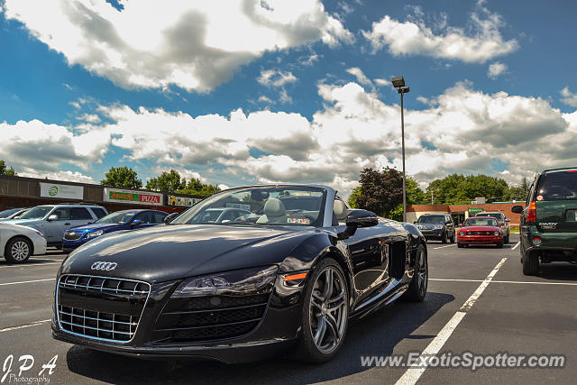 Audi R8 spotted in Harrisburg, Pennsylvania