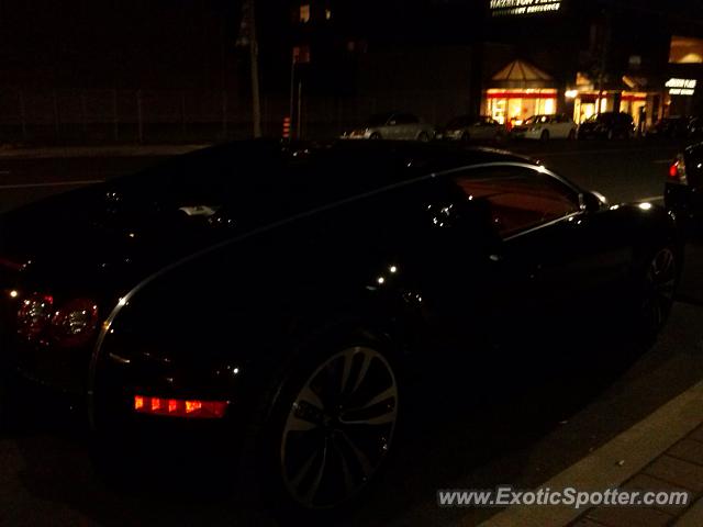 Bugatti Veyron spotted in Toronto, Canada